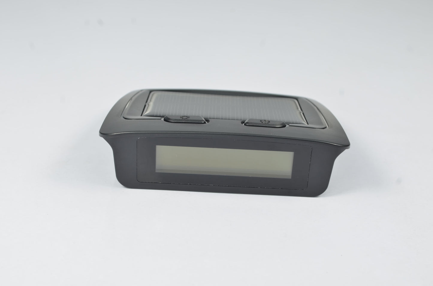 Tire Pressure Monitoring System with Solar Charging Display