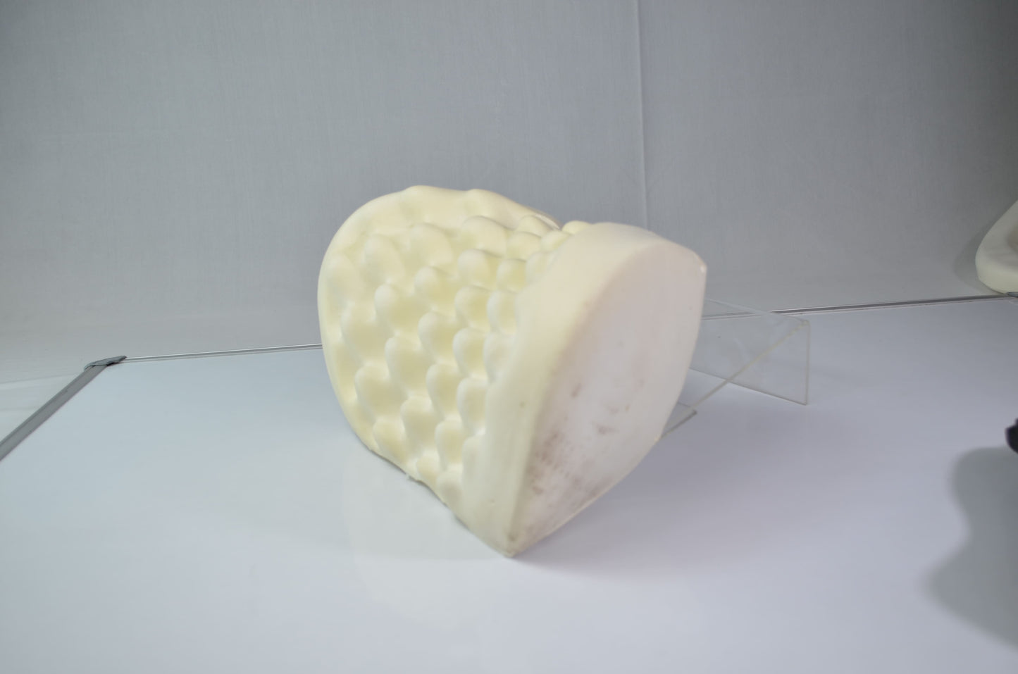 Leatherette Memory Neck Cushion (3x Comfort)