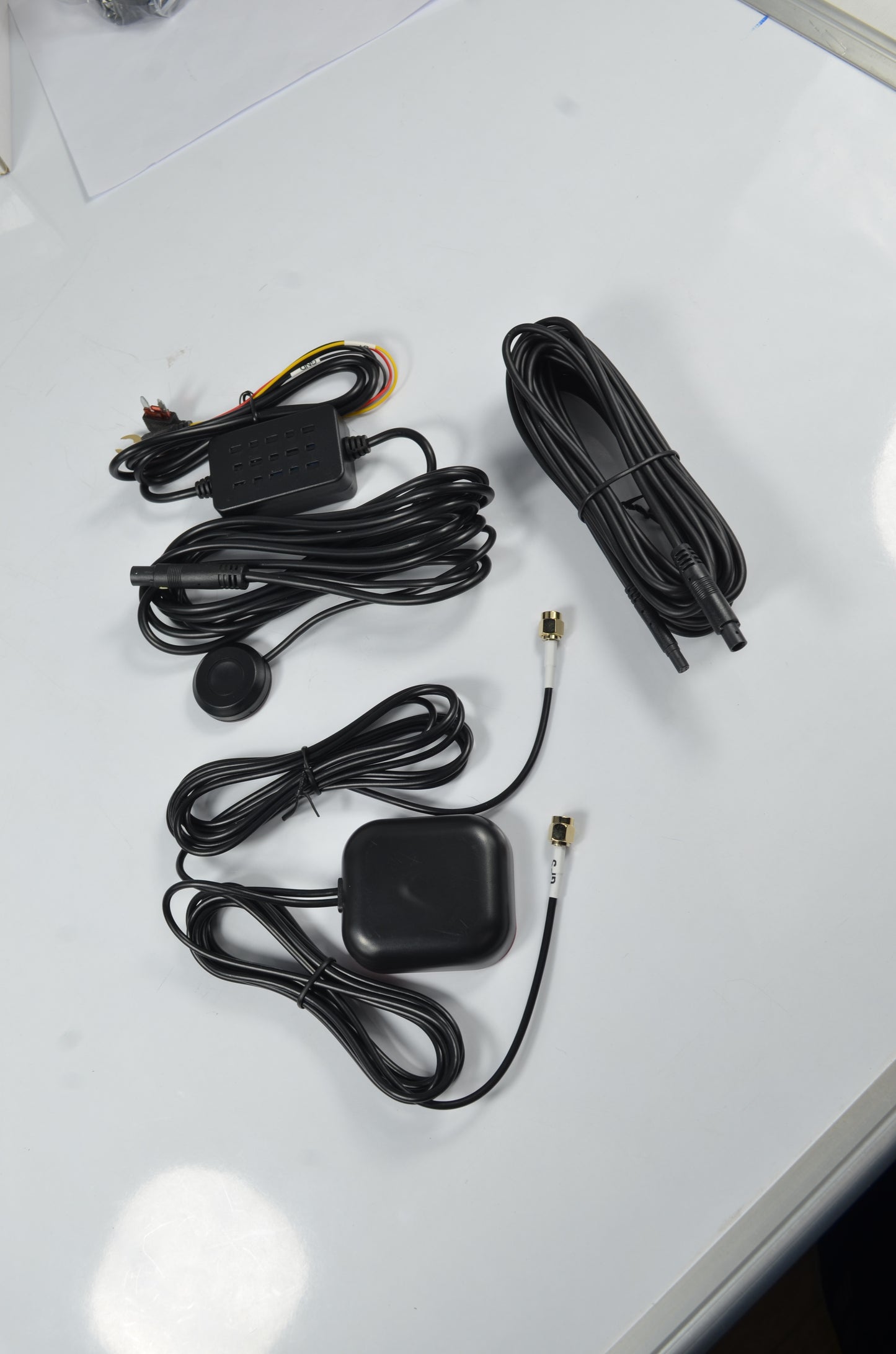 3-CH Dash Cam 4K (2K + 1K + 1K) with 4G Internet, ADAS