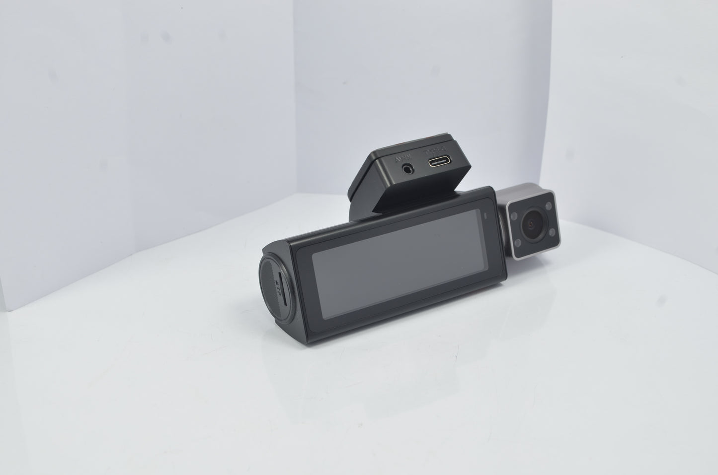 3 CH Dash Cam 4K (2K+1K+1K) WiFi Mobile App Control