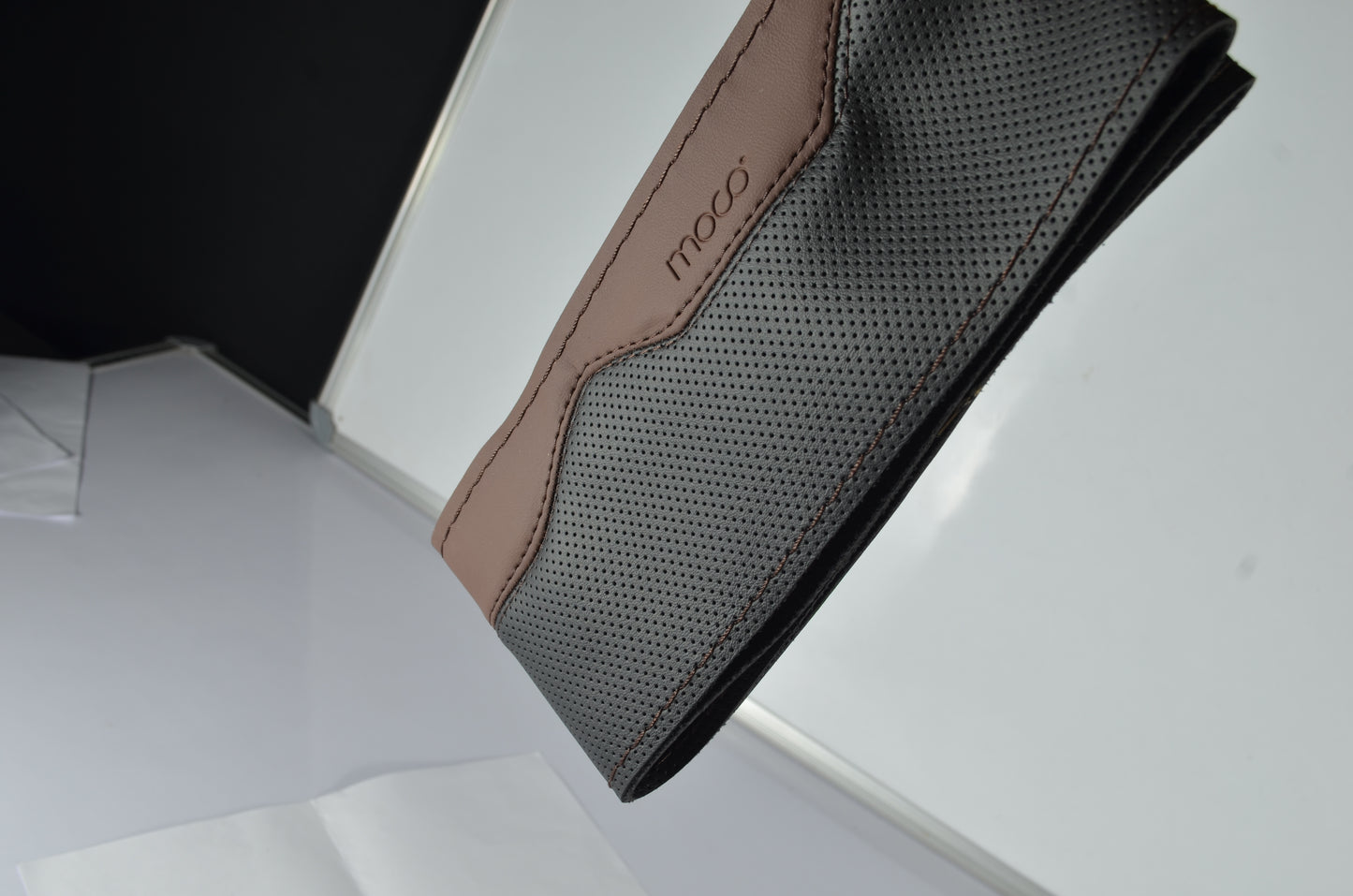Leatherette Sewing Steering Cover (2x Comfort)