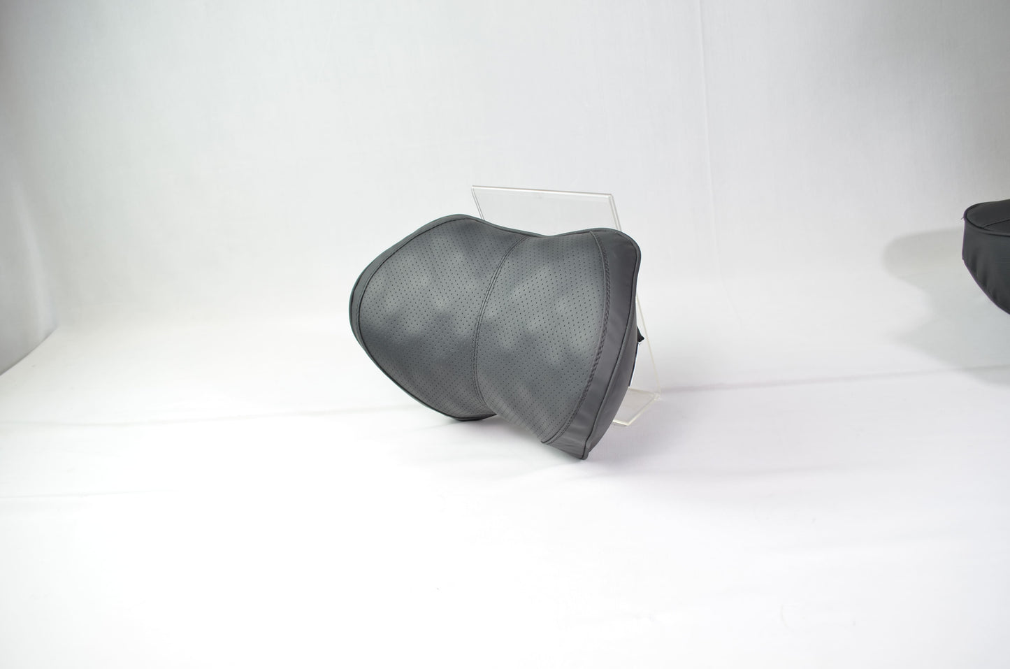 Leatherette Memory Neck Cushion (3x Comfort)