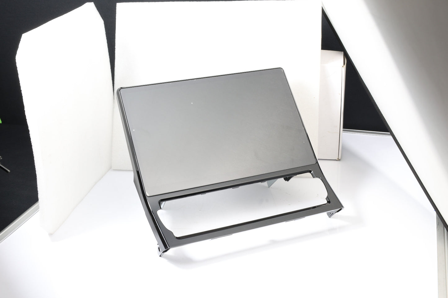 11.5" OE Toyota Innova Hycross Multimedia Player 8GB+128GB 2K OLED Professional DSP CPAA 360° BV Support