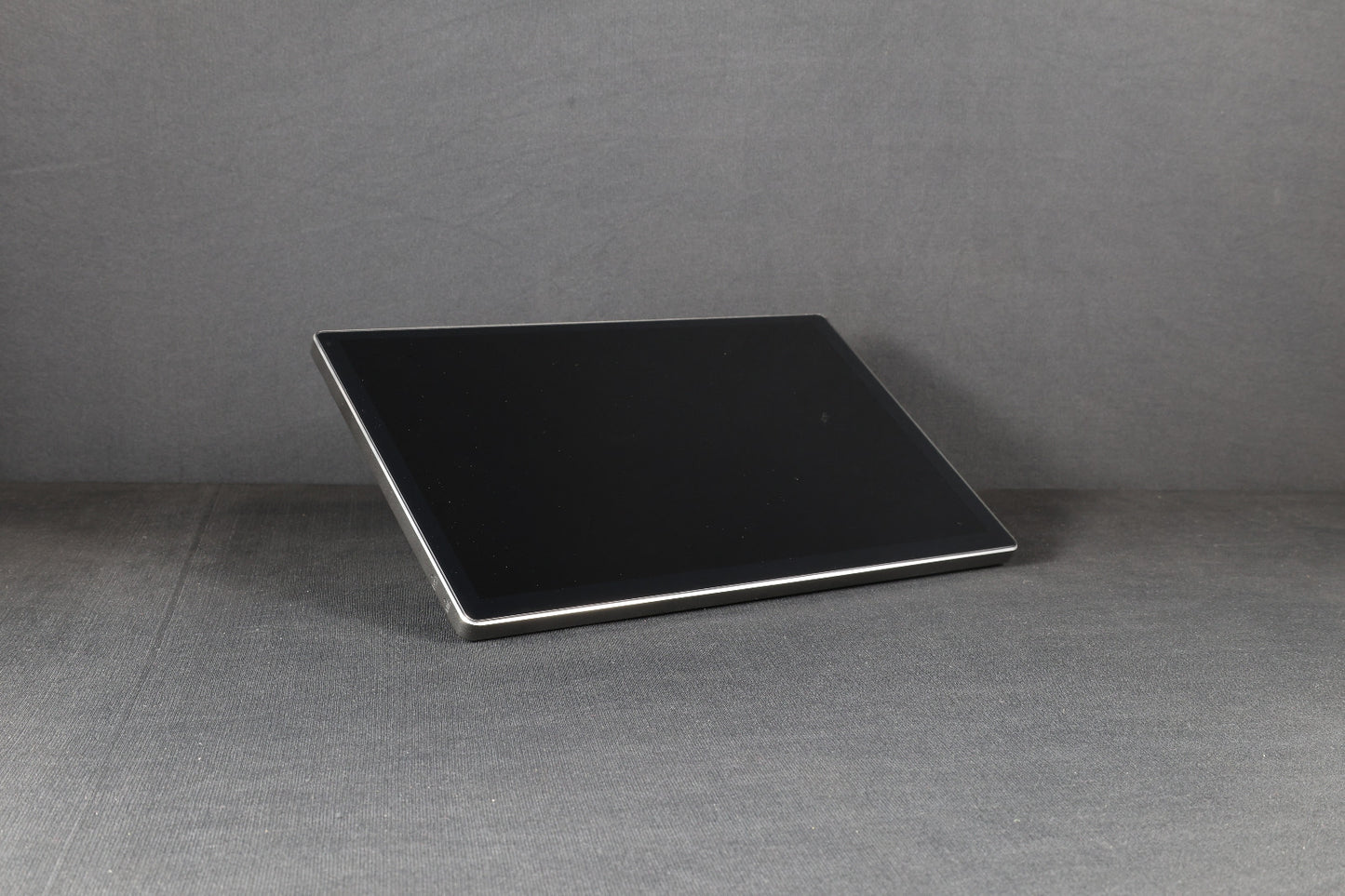 13.3" Xtra Large Android Performance Player